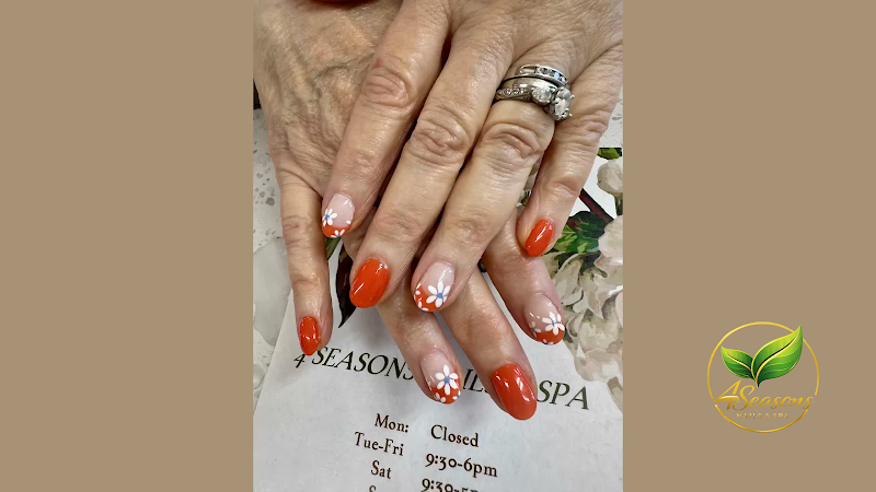 4 Seasons Nails & Spa
