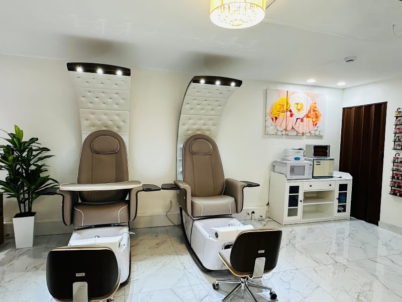 Royal Beauty Nails and Spa